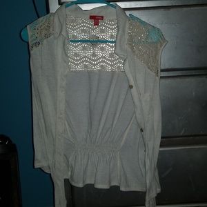 Botton tie up ivory shirt